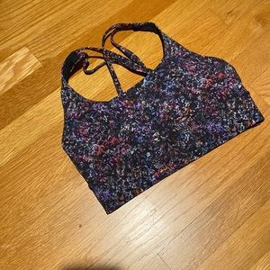 Lululemon Energy Sports Bra NWOT size 8